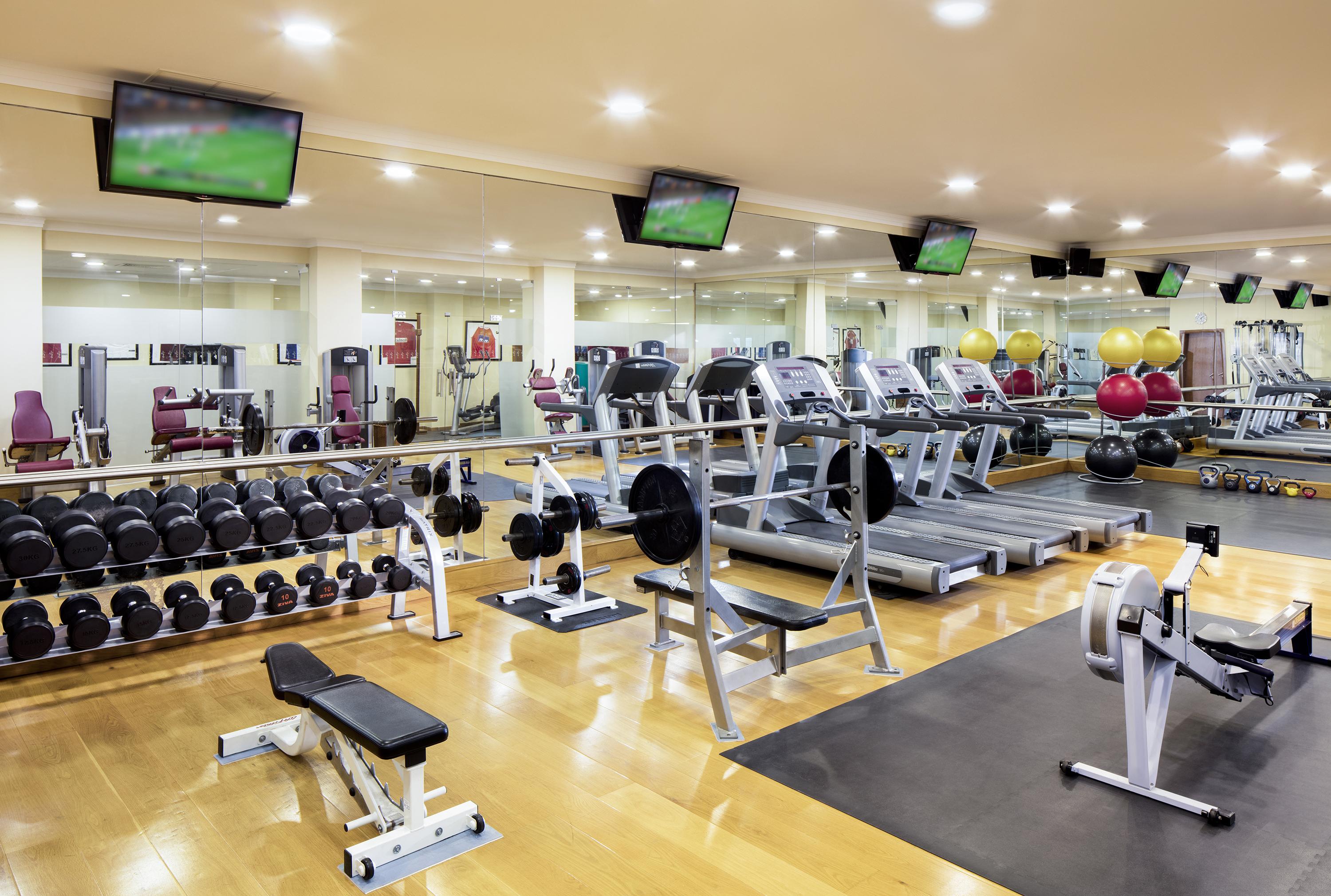 منتجع برايا ديل راي ماريوت جولف آند بيتش Praia del Rei المظهر الخارجي الصورة The gym at the hotel