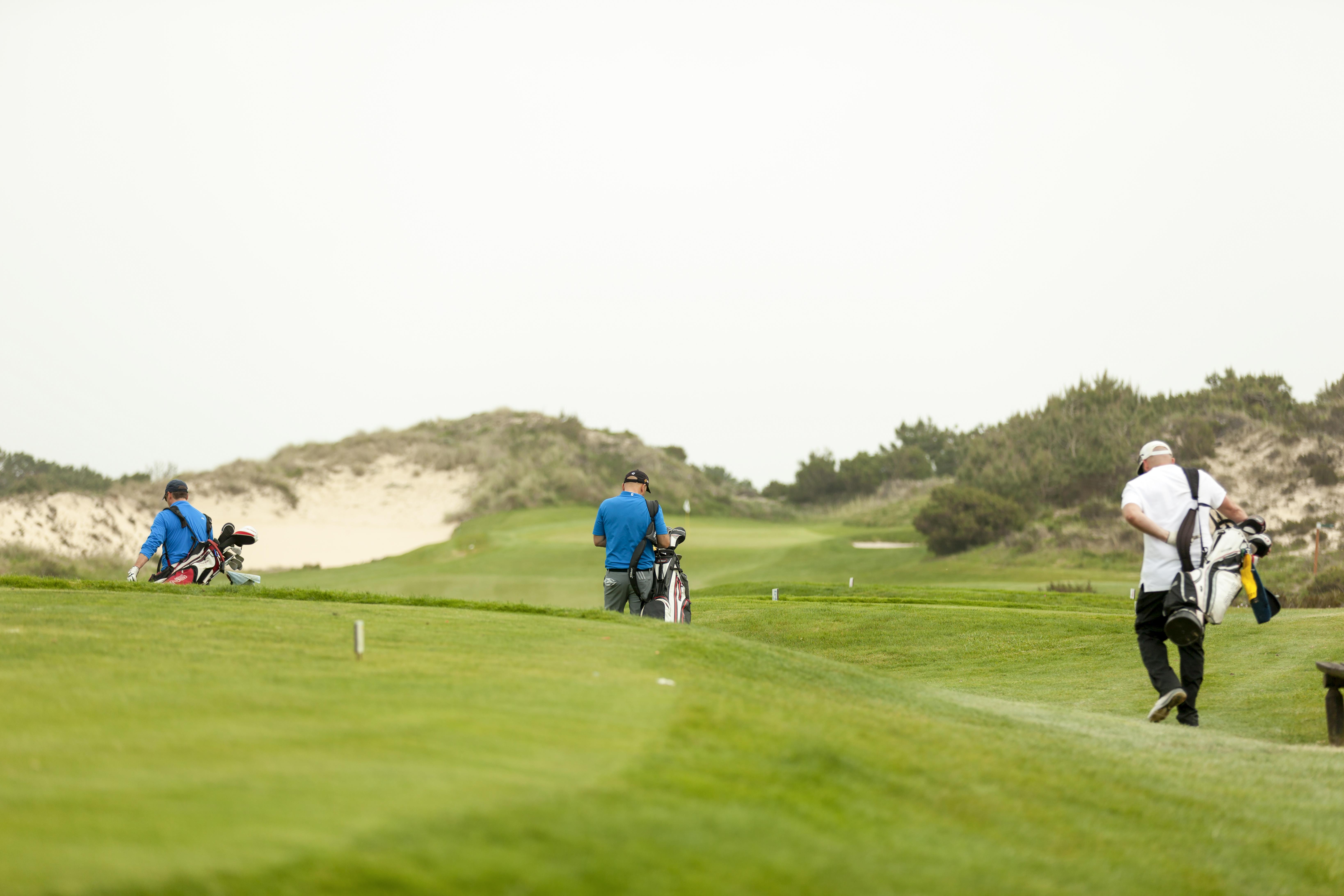 منتجع برايا ديل راي ماريوت جولف آند بيتش Praia del Rei المظهر الخارجي الصورة Golfers at the 2009 KLM Open