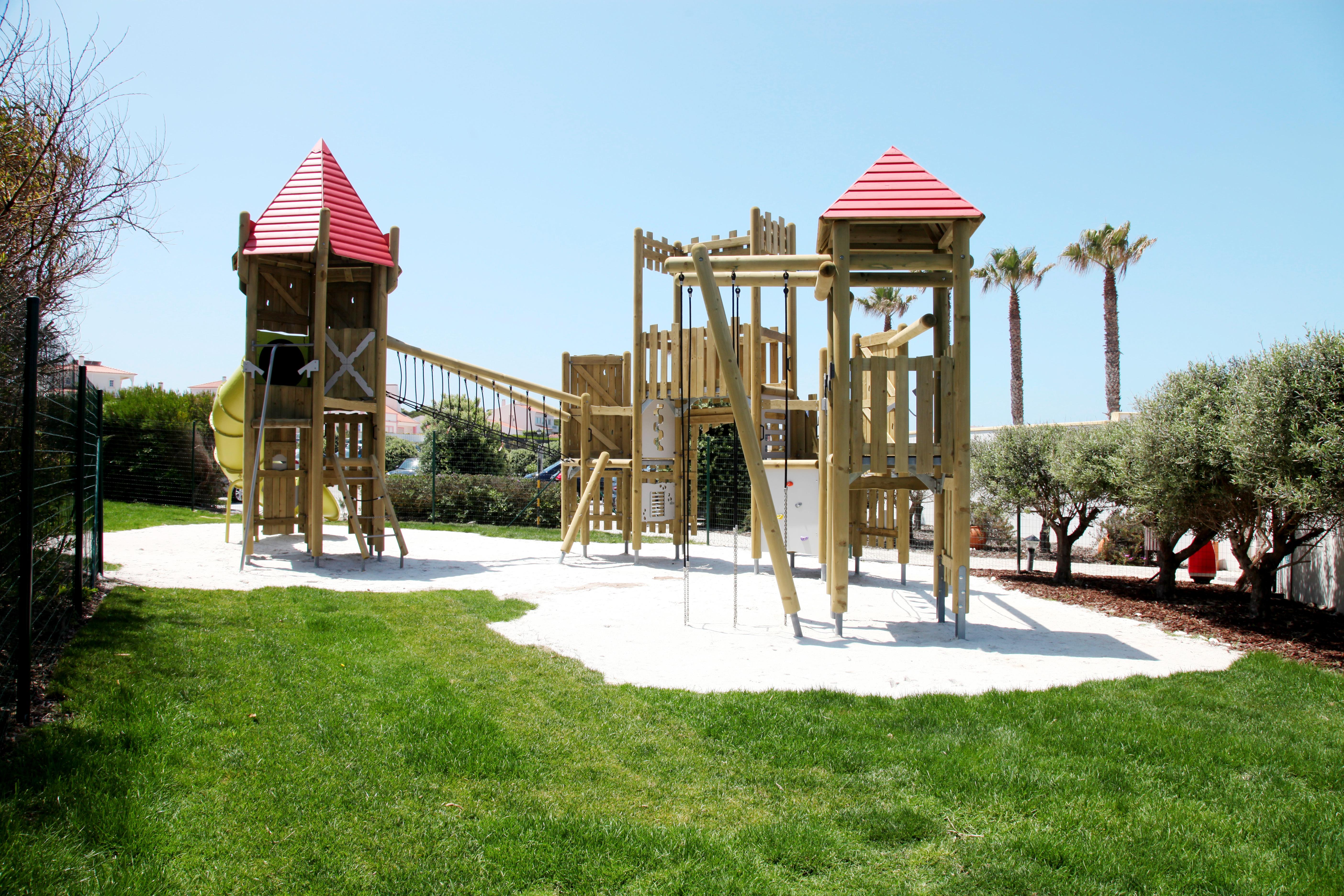 منتجع برايا ديل راي ماريوت جولف آند بيتش Praia del Rei المظهر الخارجي الصورة Playground in Spain