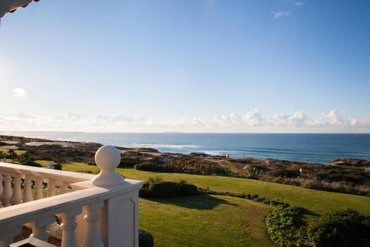 منتجع برايا ديل راي ماريوت جولف آند بيتش Praia del Rei المظهر الخارجي الصورة View of the Atlantic Ocean from the porch of the Ocean House