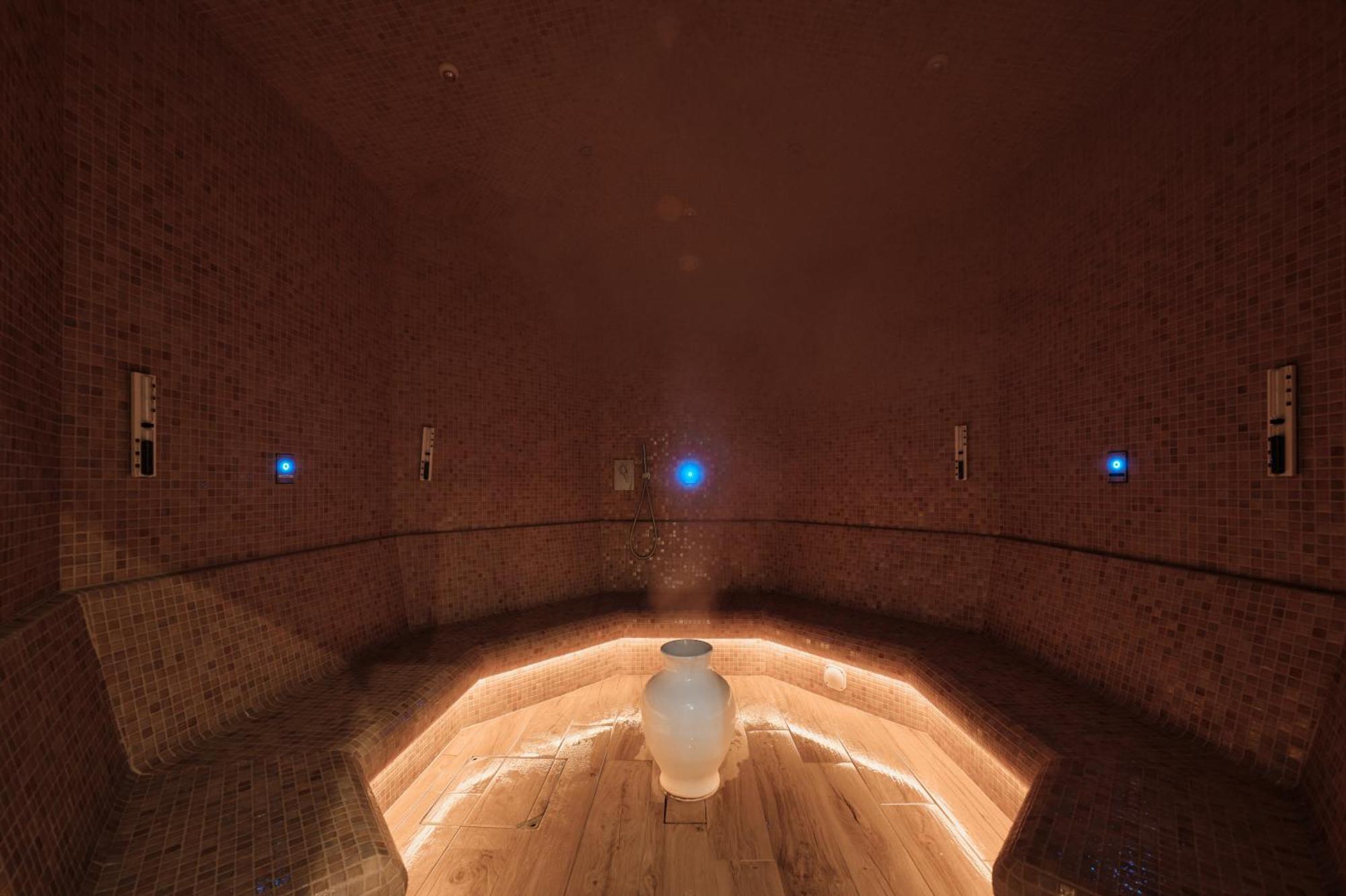 منتجع برايا ديل راي ماريوت جولف آند بيتش Praia del Rei المظهر الخارجي الصورة The interior of the salt mine